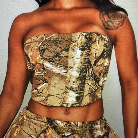 PrettyLittleThing Tops - Camo Forest Crop Top